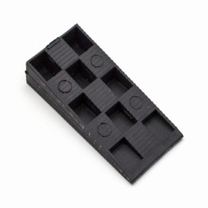 Клин монтажный 91x43x15 чёрный