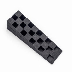 Клин монтажный для окон 143x43x22 чёрный